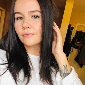 Meet your Posher, Laurel